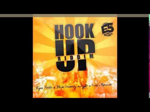 HOOK UP RIDDIM MIXX BY DJ-M.o.M