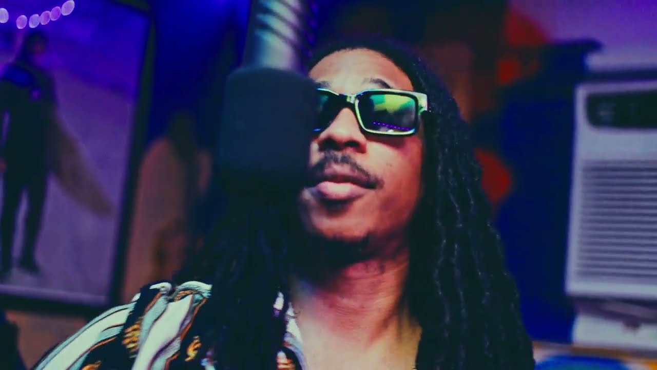 Kapital Stone - SMOOTH OPERATOR (Official Visualizer)