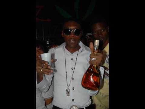 Vybz Kartel - Roll Up (Hard Influence Riddim)