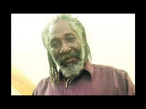 MARGARET - Dennis Walks