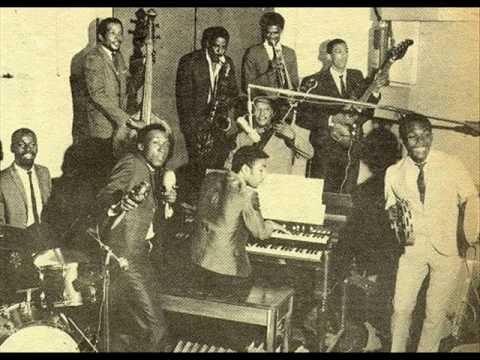 Jackie Mitto & The Soul Vendors - One Step Beyond
