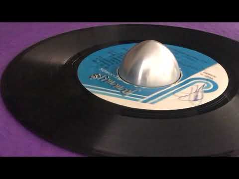 GREGORY ISAACS ~ Ghetto Celebrity