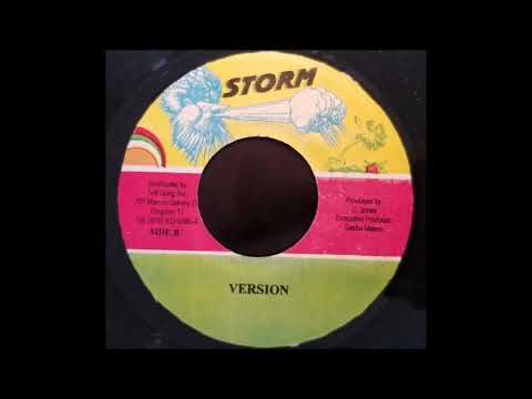 Luciano - Hot Stepper - Storm 7&quot; w/ Version