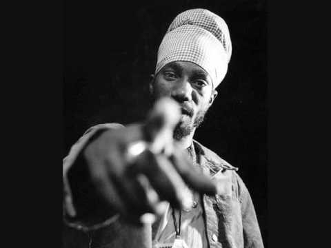 Sizzla - Hype Up Themselves (Tune In 2008 aka Taxi Records Riddim)