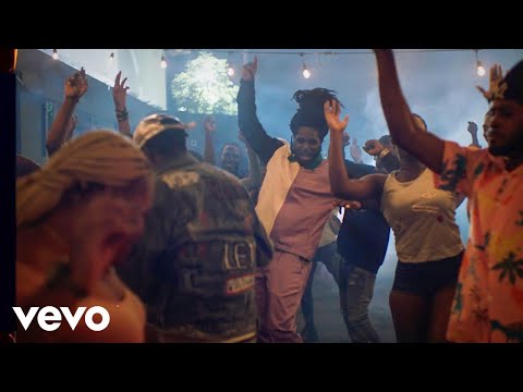 Chronixx - COOL AS THE BREEZE/FRIDAY (Official Video)