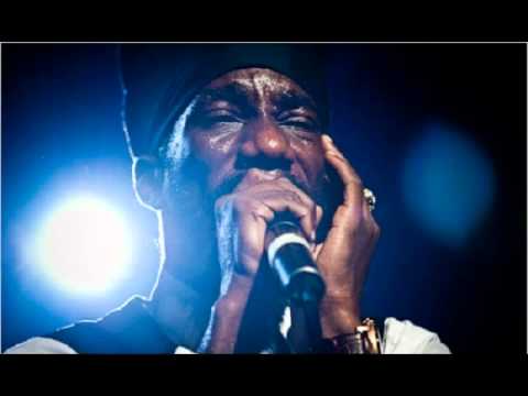Sizzla - Skin Out Inna Me Bed (Raw)