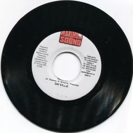 Fowl Fight Riddim - Maximum Sound