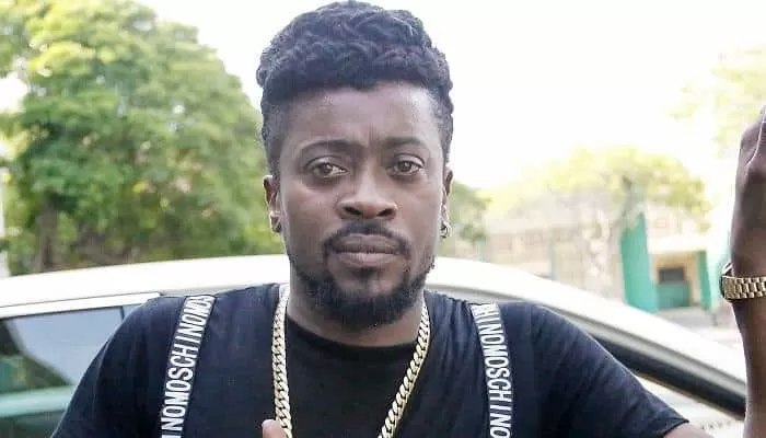 beenie man gets flak for selling branded masks